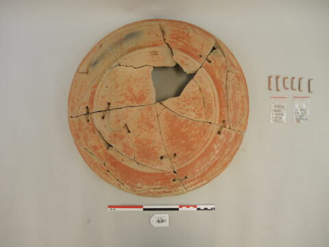 vase, image 2/3