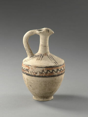 vase, image 2/2