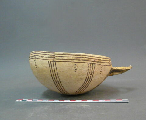 vase, image 3/10