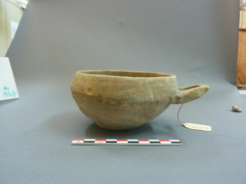 vase, image 6/6