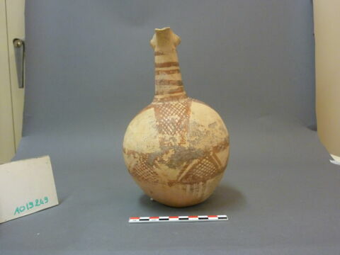 vase, image 4/6