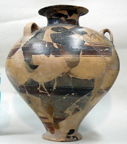 vase, image 3/3