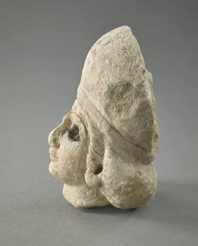 statue, image 4/13