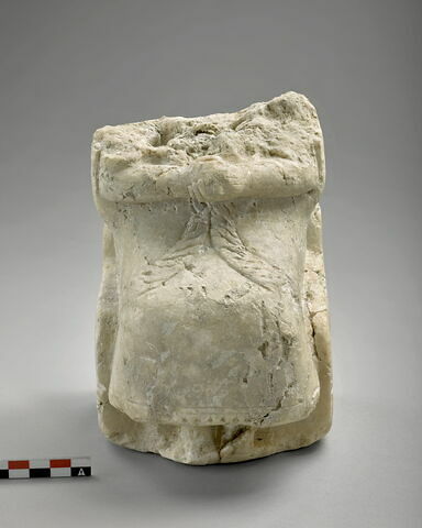 sculpture, image 2/15