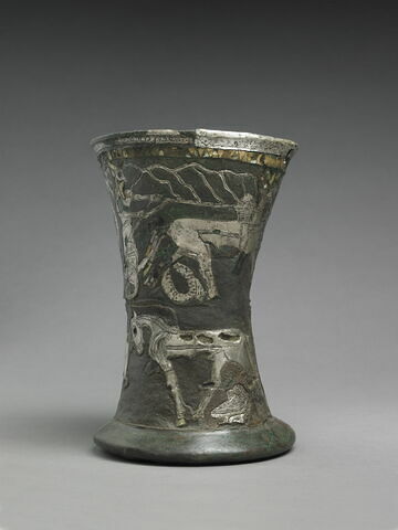 vase, image 3/5
