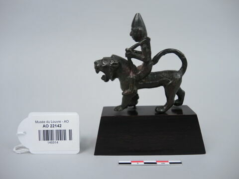 figurine