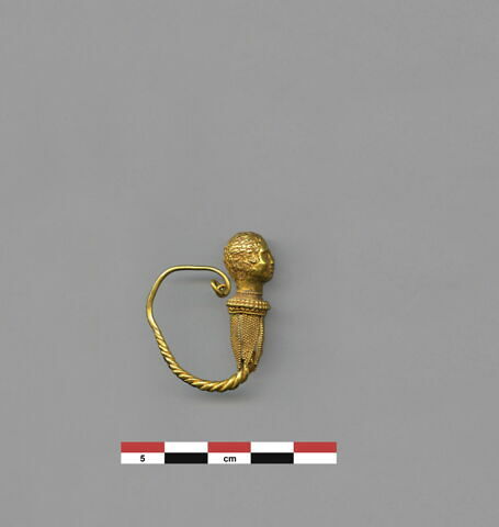 boucle d'oreille, image 4/4