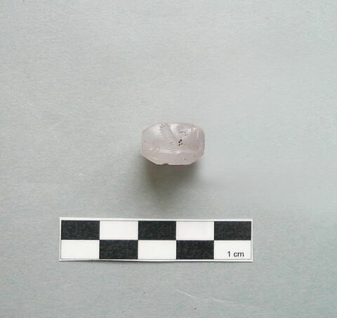 cachet, image 2/2