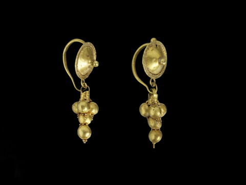 boucle d'oreille, image 7/9