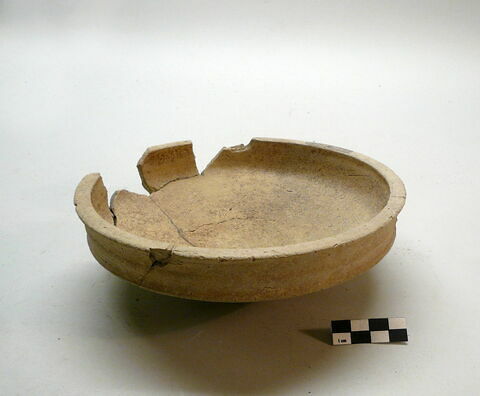 vase, image 2/2