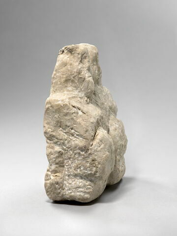 statue, image 12/14