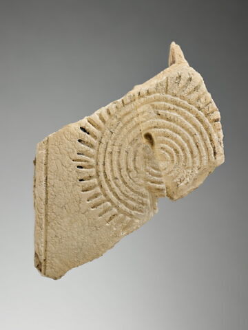 relief, image 3/3
