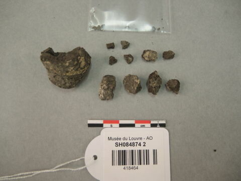 figurine, image 2/2