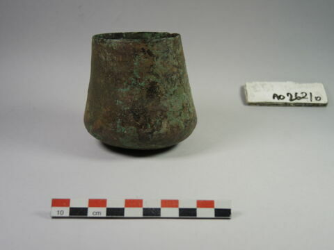 vase, image 2/4