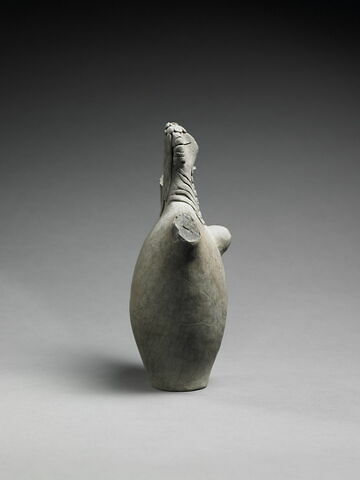 vase, image 3/3