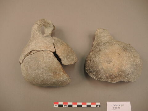 vase, image 2/3