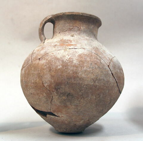 vase, image 2/2