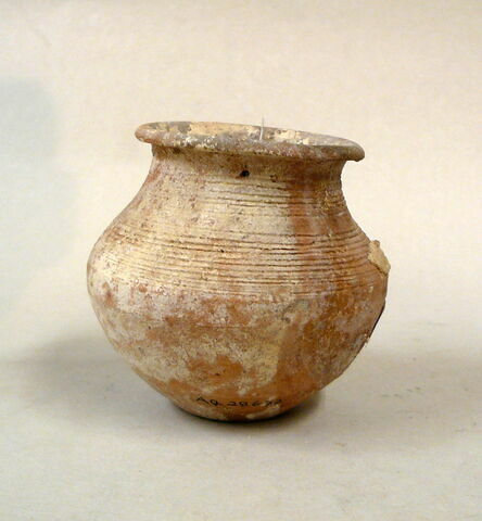 vase, image 4/4
