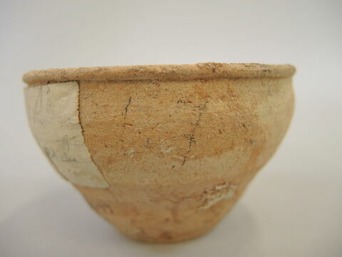 vase, image 2/3