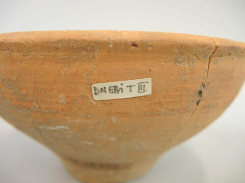 vase, image 3/4