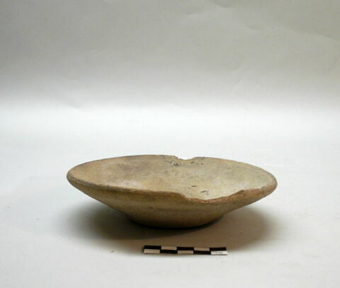 vase, image 2/2