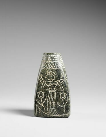 vase, image 5/9