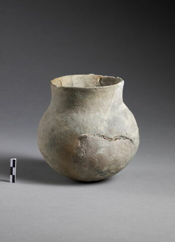 vase, image 3/6