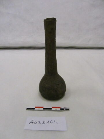 vase, image 2/3
