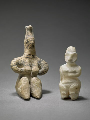 figurine, image 2/11