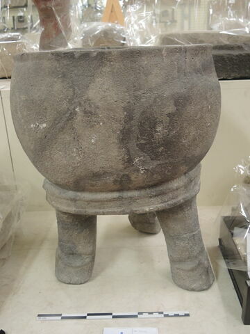 vase, image 3/4