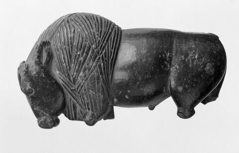 figurine, image 2/3