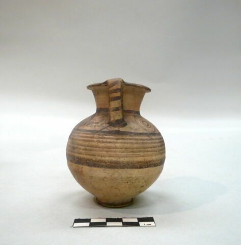 vase, image 2/3