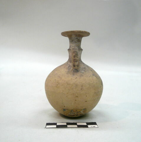 vase, image 5/5