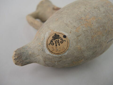 vase, image 2/4