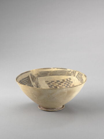 vase, image 2/2