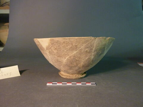 vase, image 11/11
