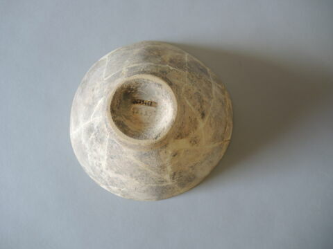 vase, image 2/11