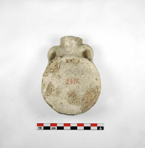 vase, image 2/2