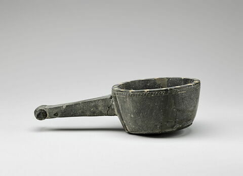 vase, image 2/2