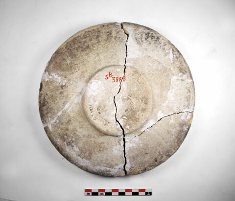 vase, image 2/2
