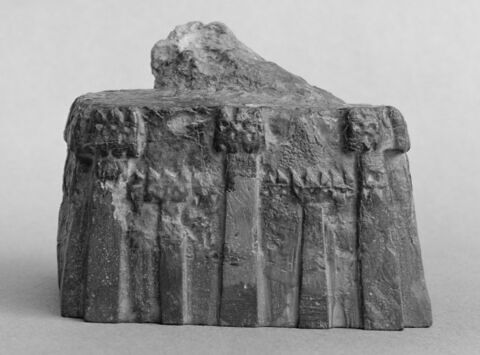 statue, image 5/5