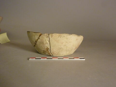 vase, image 2/3