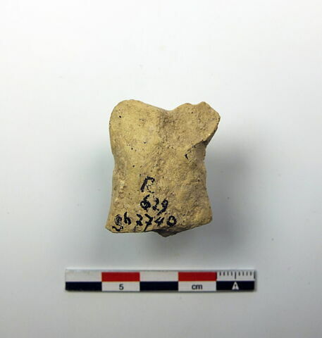 figurine, image 2/2