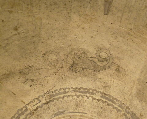 vase, image 3/3