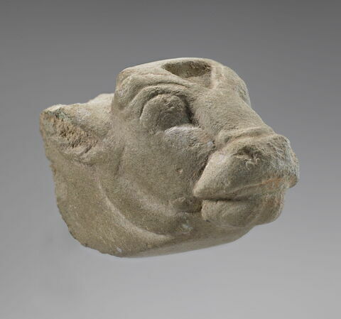 sculpture, image 2/5