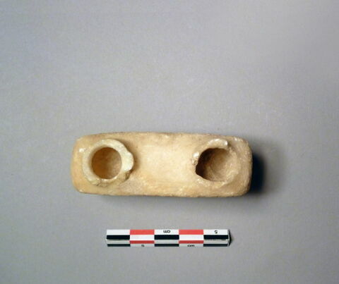 vase, image 2/2