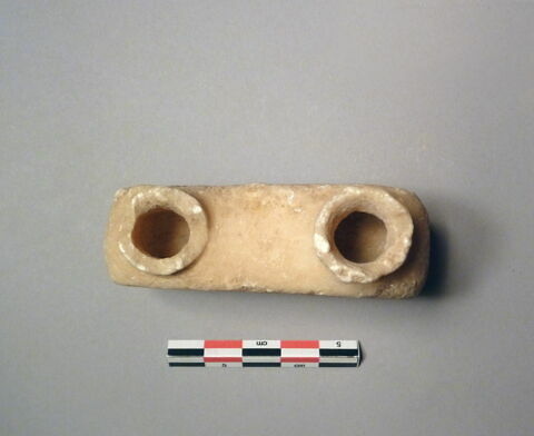 vase, image 2/2