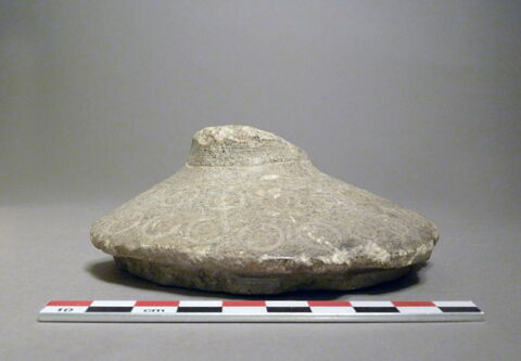 vase, image 2/3