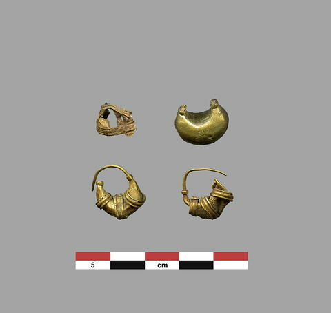 boucle d'oreille  ; bijou, image 2/2