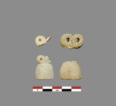 élément de figurine ; amulette